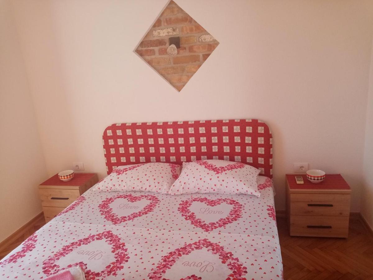 Apartmani Bosco Τίβατ Εξωτερικό φωτογραφία