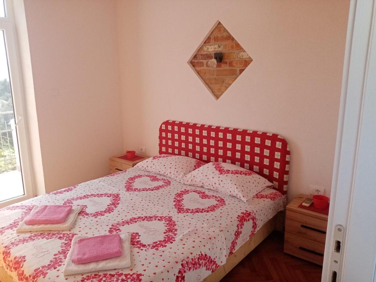 Apartmani Bosco Τίβατ Εξωτερικό φωτογραφία