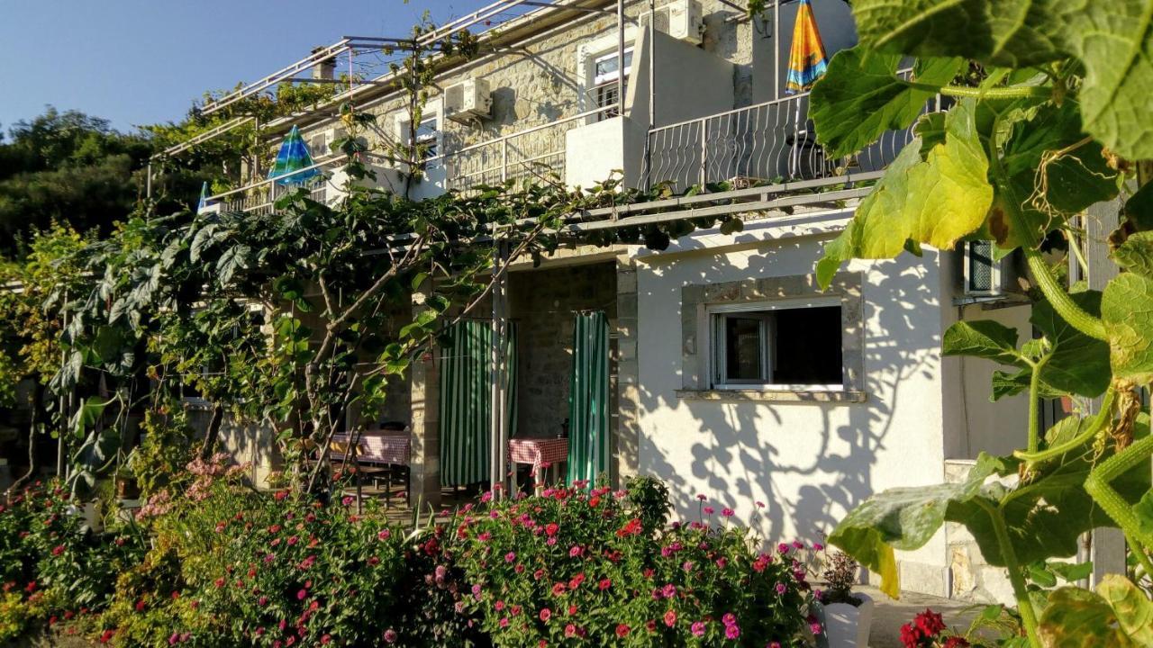 Apartmani Bosco Τίβατ Εξωτερικό φωτογραφία
