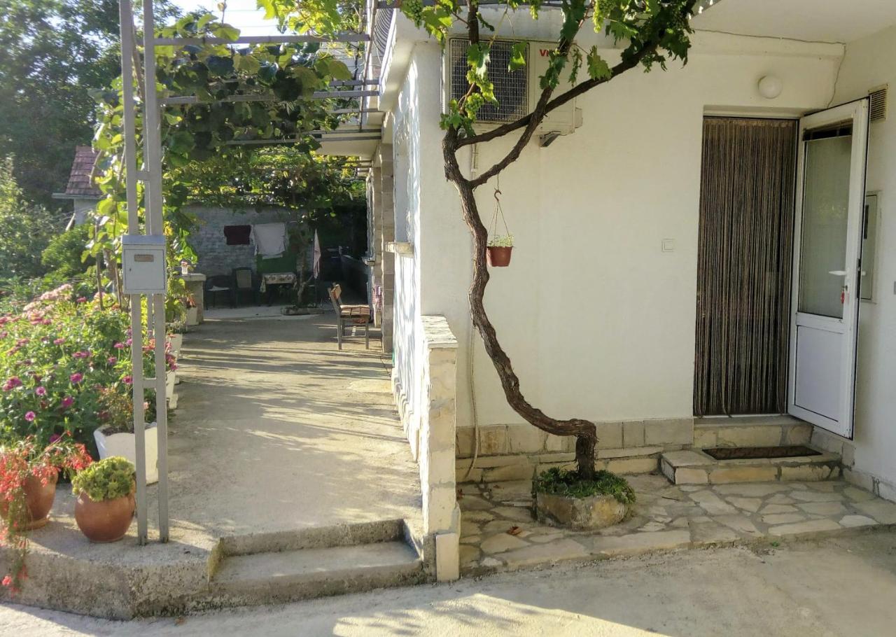 Apartmani Bosco Τίβατ Εξωτερικό φωτογραφία